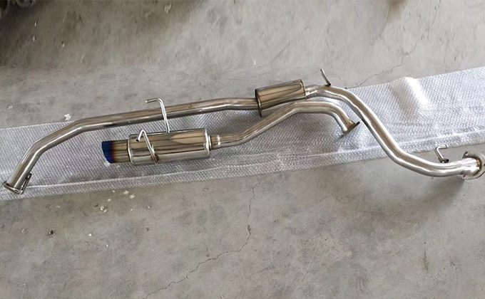 Car Exhaust System with Catalytic Converter and Muffler