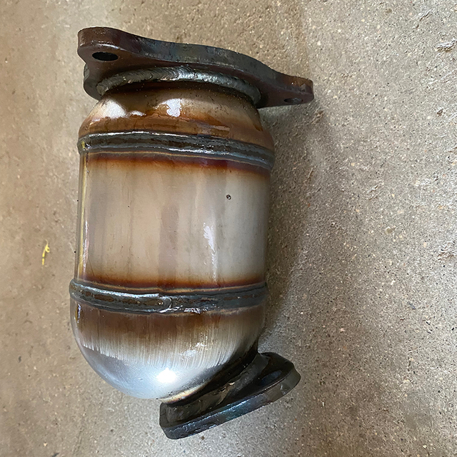 409 Stainless Steel Catalytic Converter for Chery Fengyun 1.5L