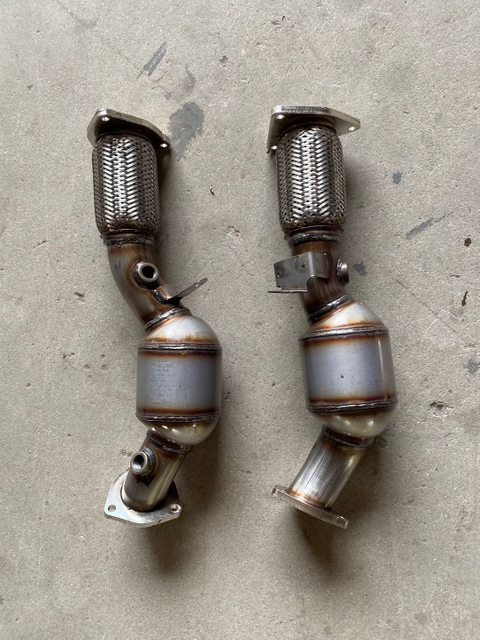 Premium catalytic converters for the Audi Q7 4.2L