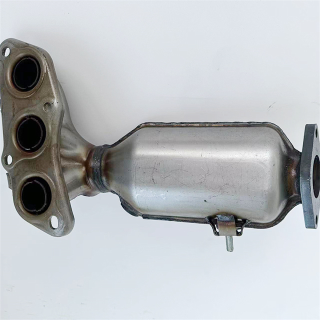 China Manufacture Three Way Catalytic Converter For Chery M1